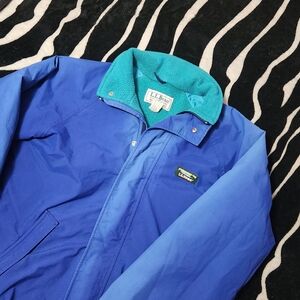 L.L. Bean Men's Vibrant Blue Raincoat